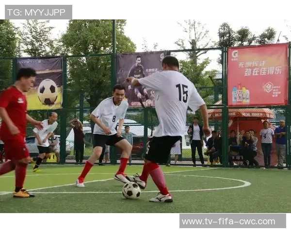 李玉在足球场上的精彩表现与未来发展潜力分析